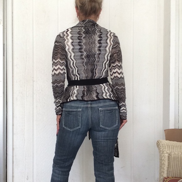 BCBG MAXAZRIA SILK DRAPED OPEN FRONT ZIG ZAG CARDIGAN MEDIUM - Picture 4 of 8